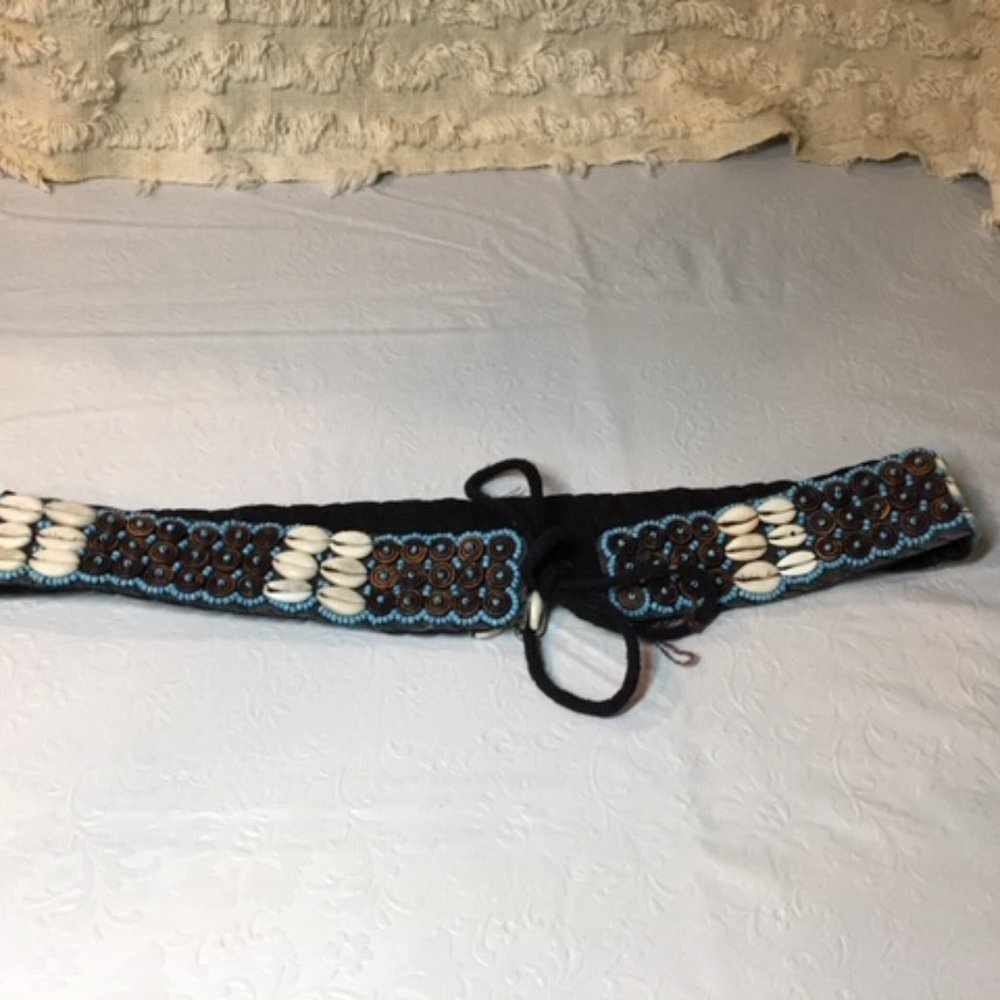 Vintage Handmade 70's Hippie Beaded Shelled Belt - Picture 2 of 9